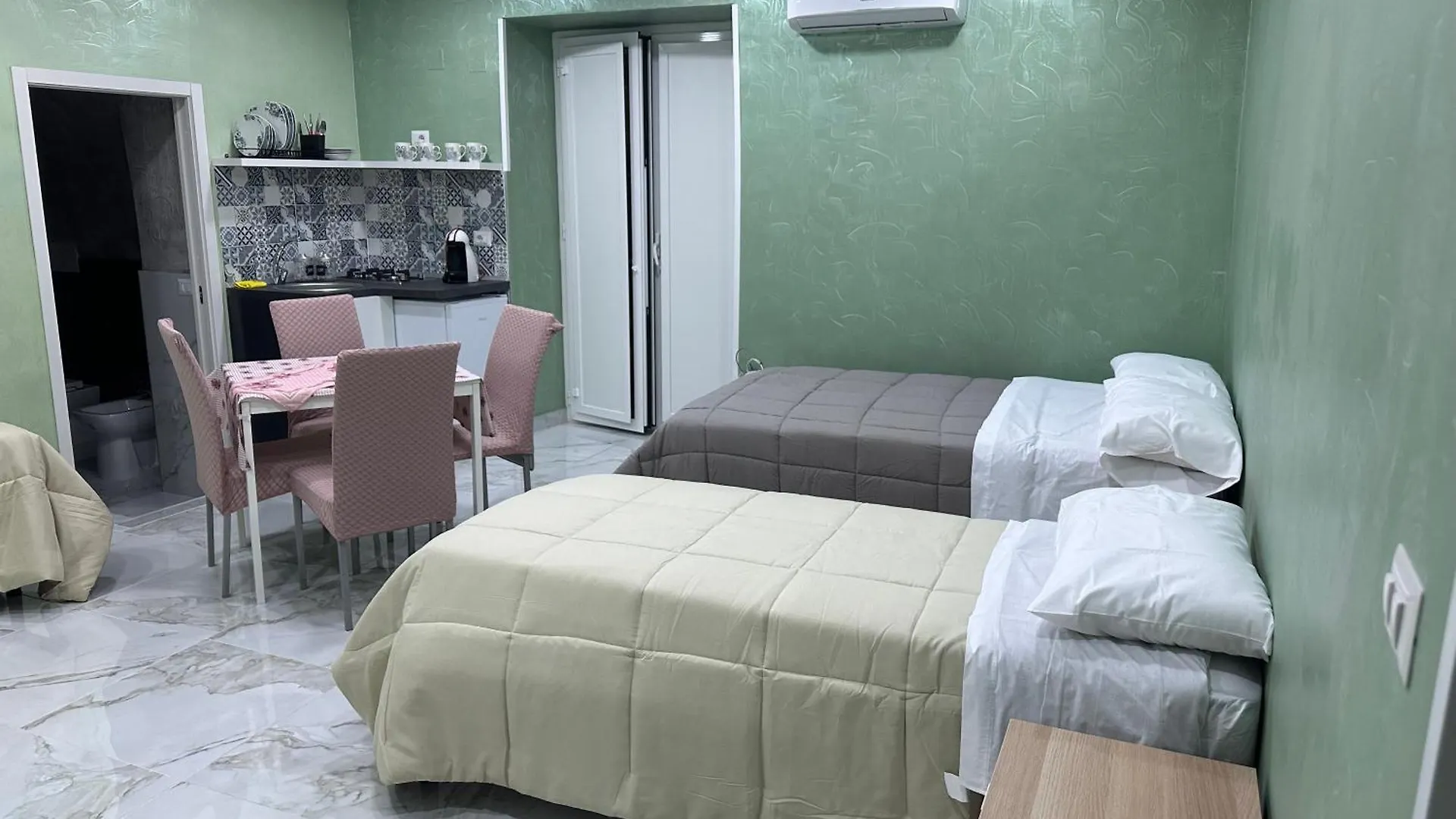 Santa Caterina Apartment contacts